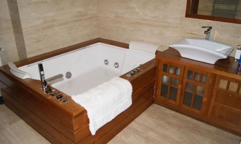 Garden in villa for sale in Campoamor