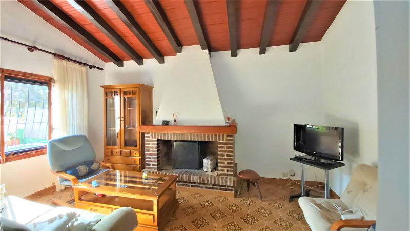 Master bedroom in villa for sale in Torrevieja