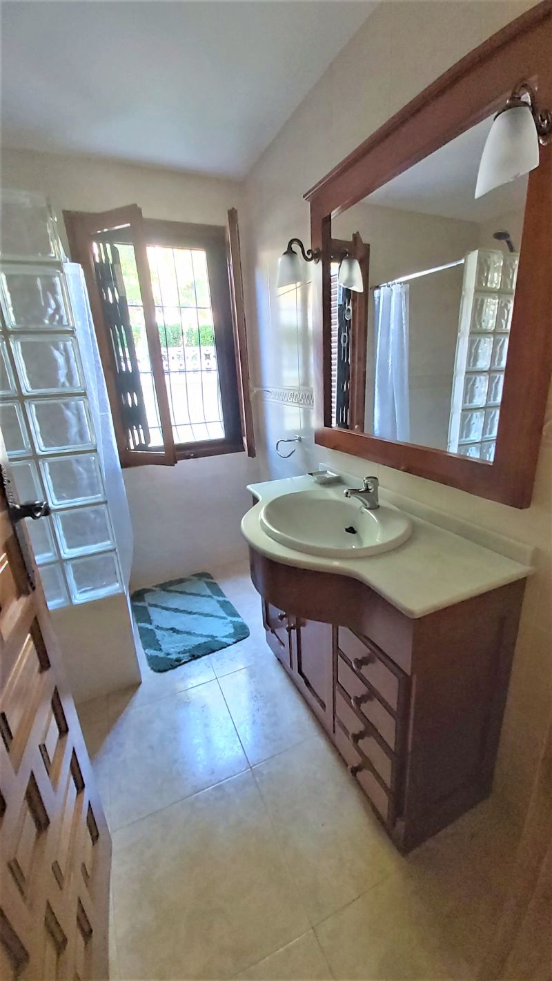 Dining area in villa for sale in Torrevieja