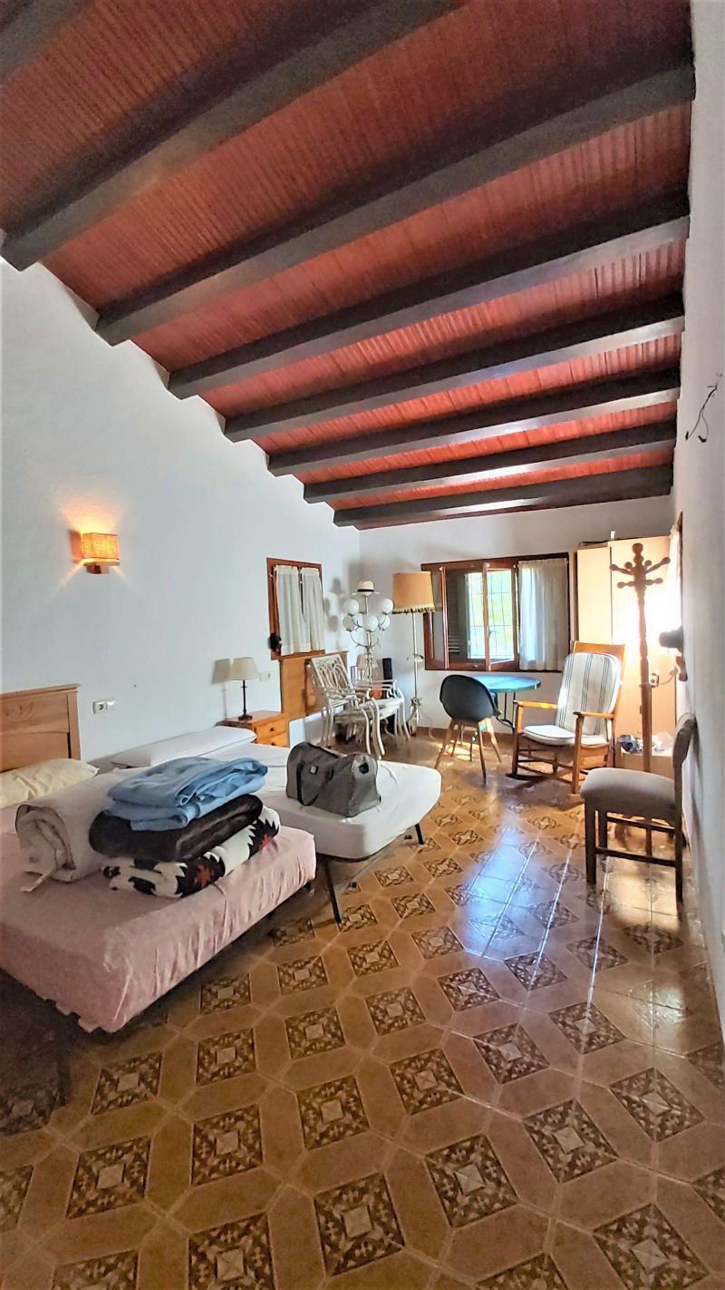 Master bedroom in villa for sale in Torrevieja