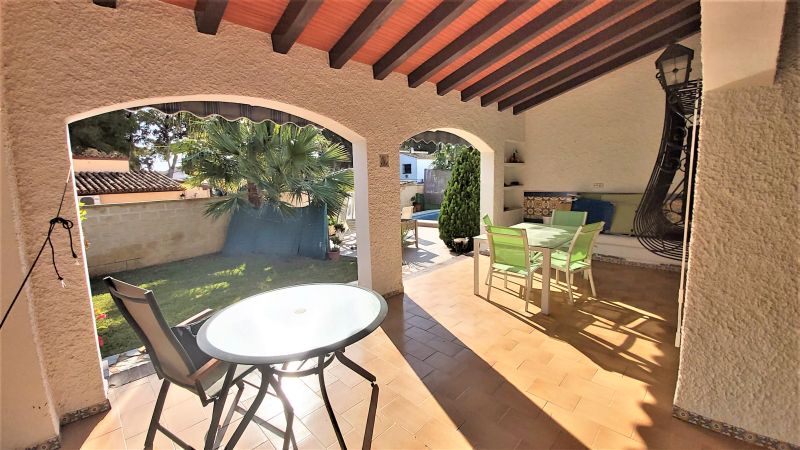 Garden in villa for sale in Torrevieja