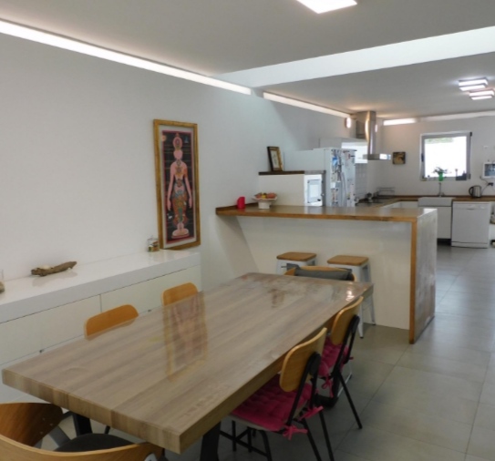 Master bedroom in villa for sale in Alicante