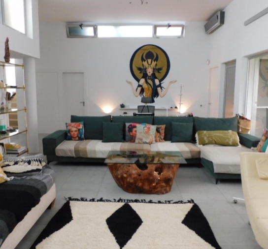 Garden in villa for sale in Alicante