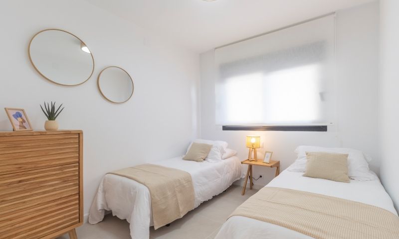 Bedroom in villa for sale in Torrevieja