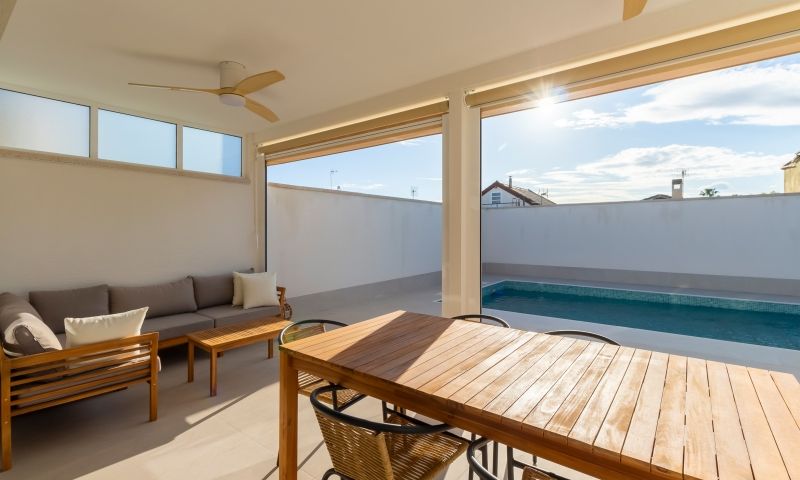 Pool area in villa for sale in Torrevieja