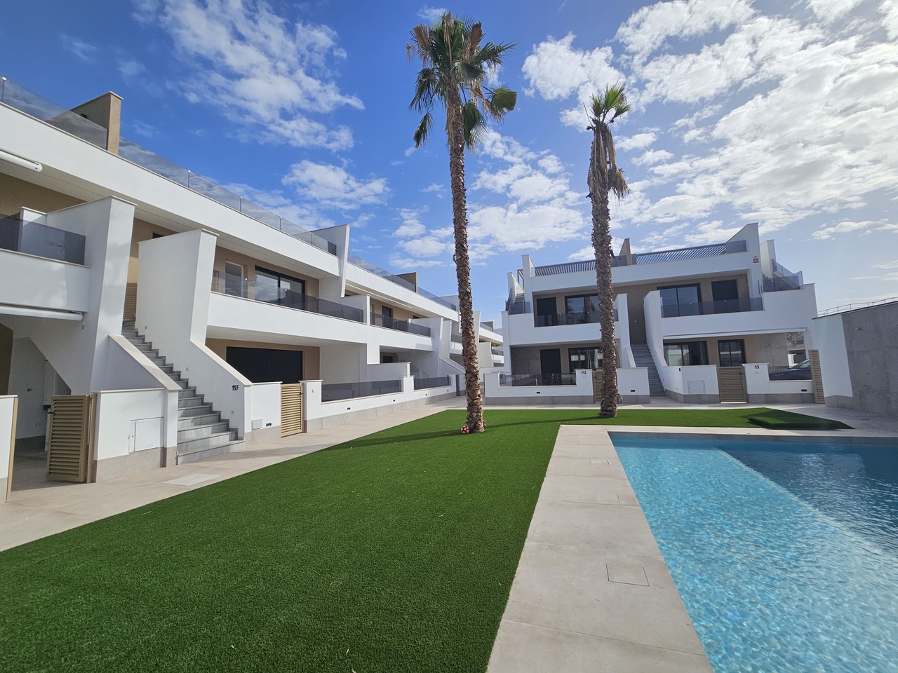 BUY THIS RESALE DIRECT from the owner this brand new Penthouse apartment located just a 3 minute wal