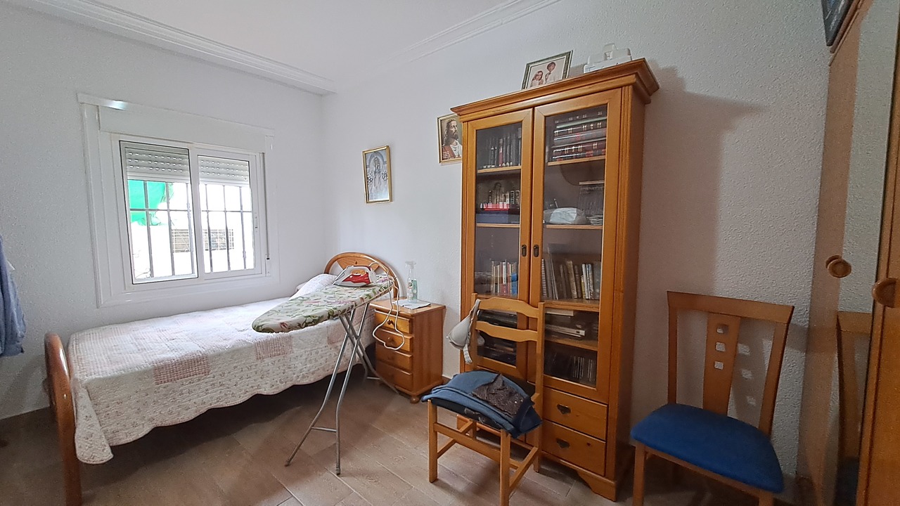 We present this lovely and renovated townhouse located in Benijófar