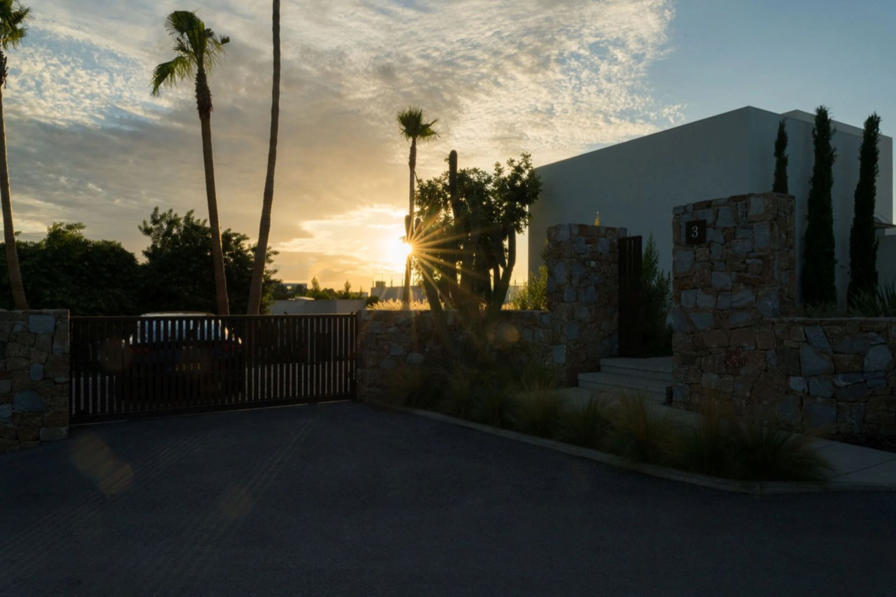 Dining area in villa for sale in San Miguel de Salinas