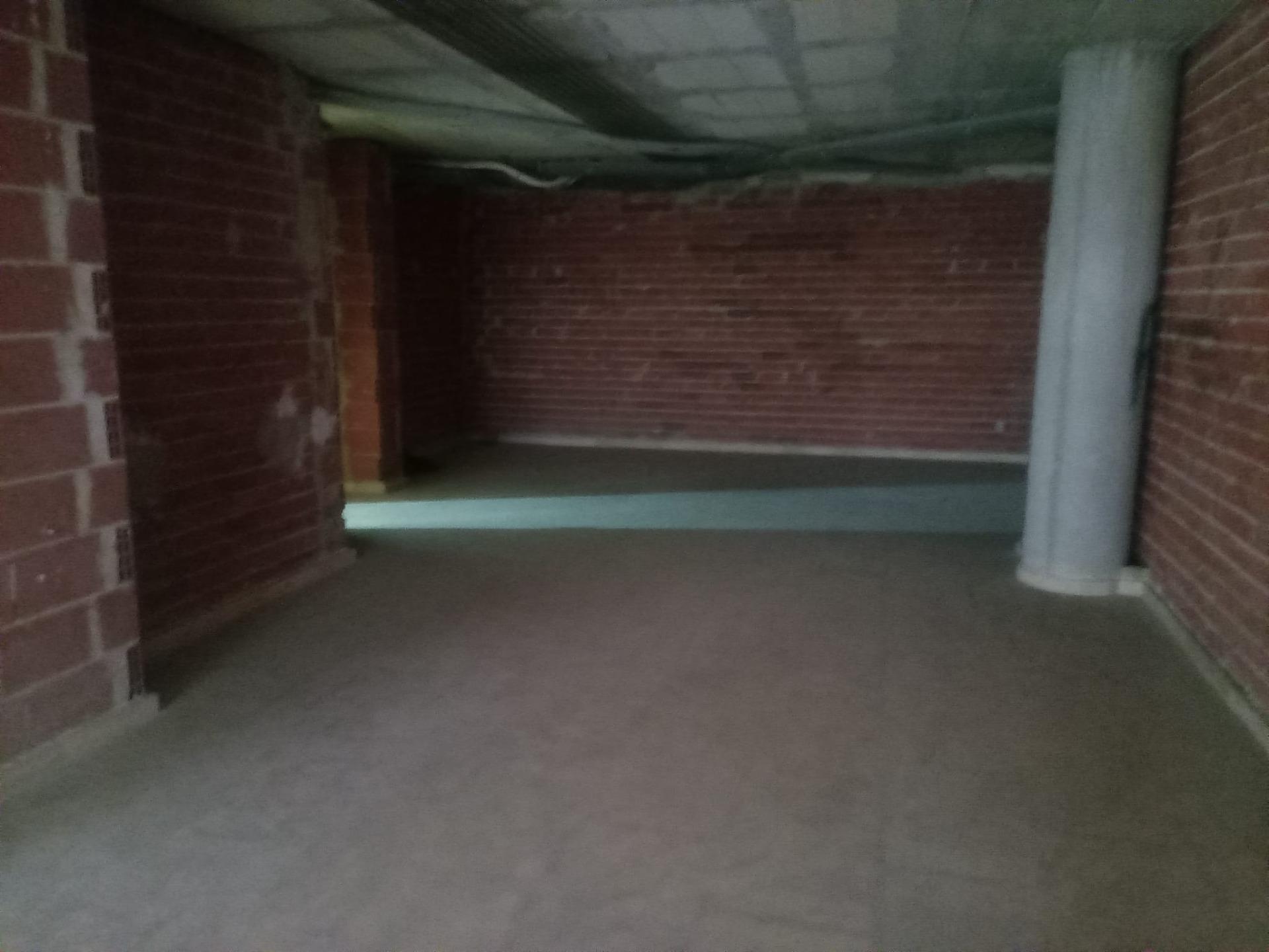 Pool area in commercial for sale in Orihuela
