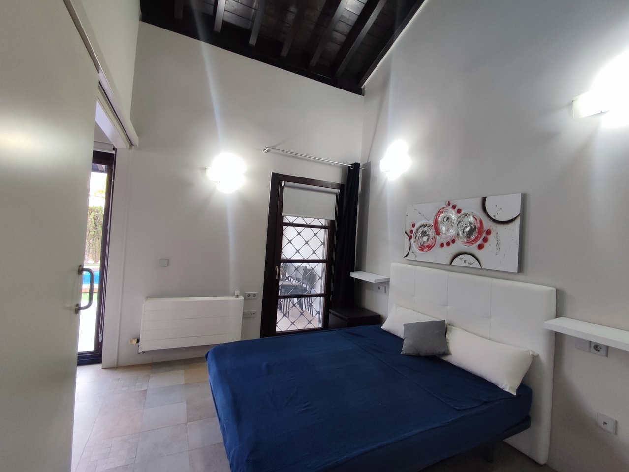Terrace in villa for sale in Peraleja Golf