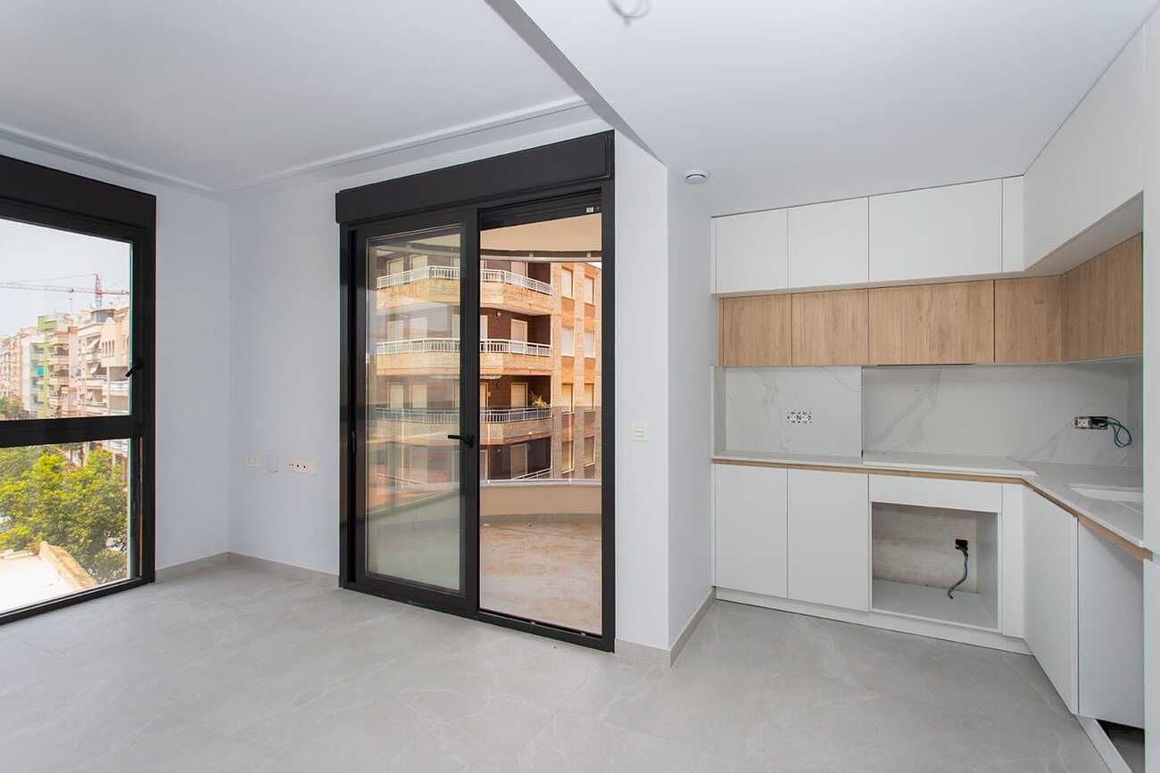 Master bedroom in apartment for sale in Torrevieja