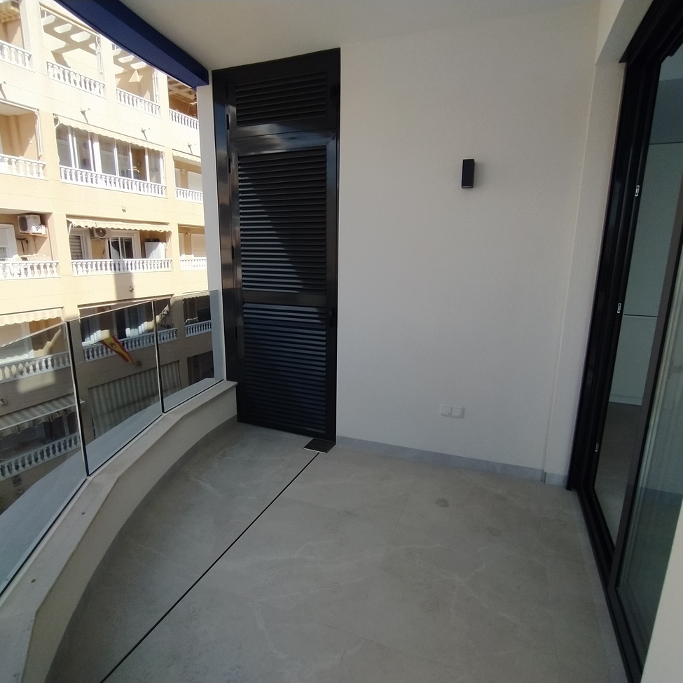 Pool area in apartment for sale in Torrevieja