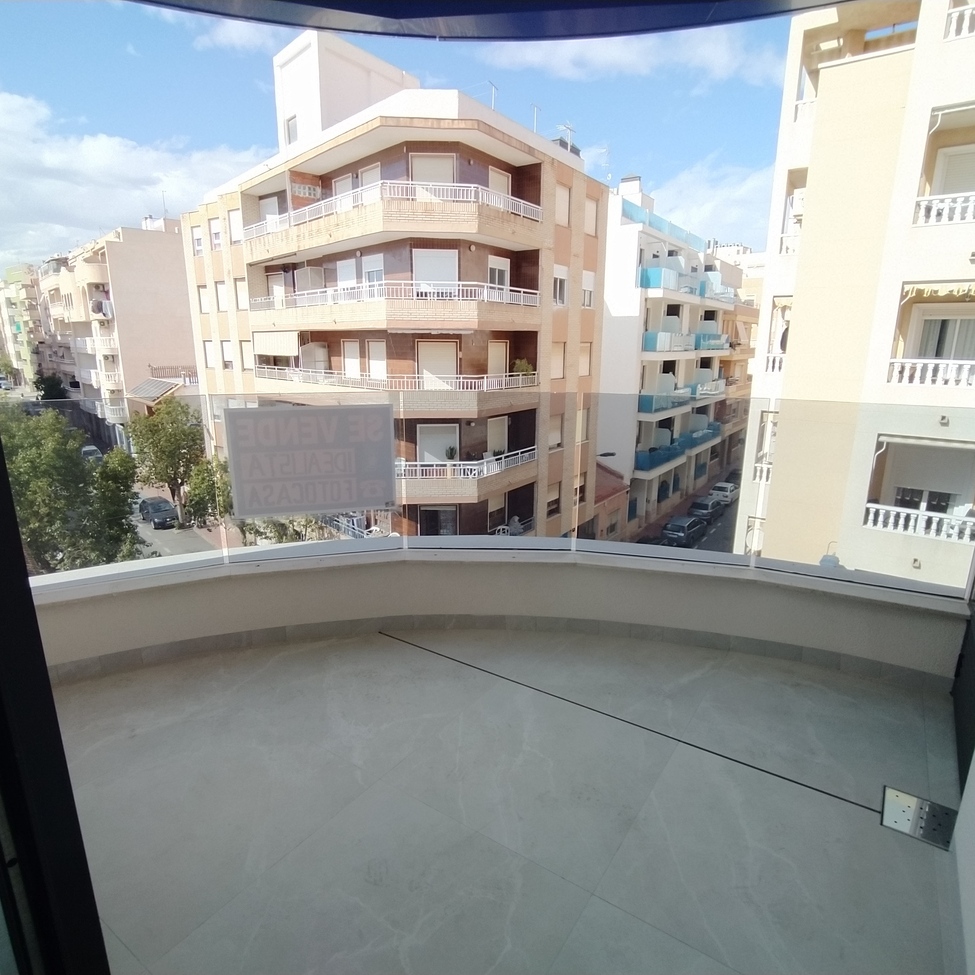 Garden in apartment for sale in Torrevieja