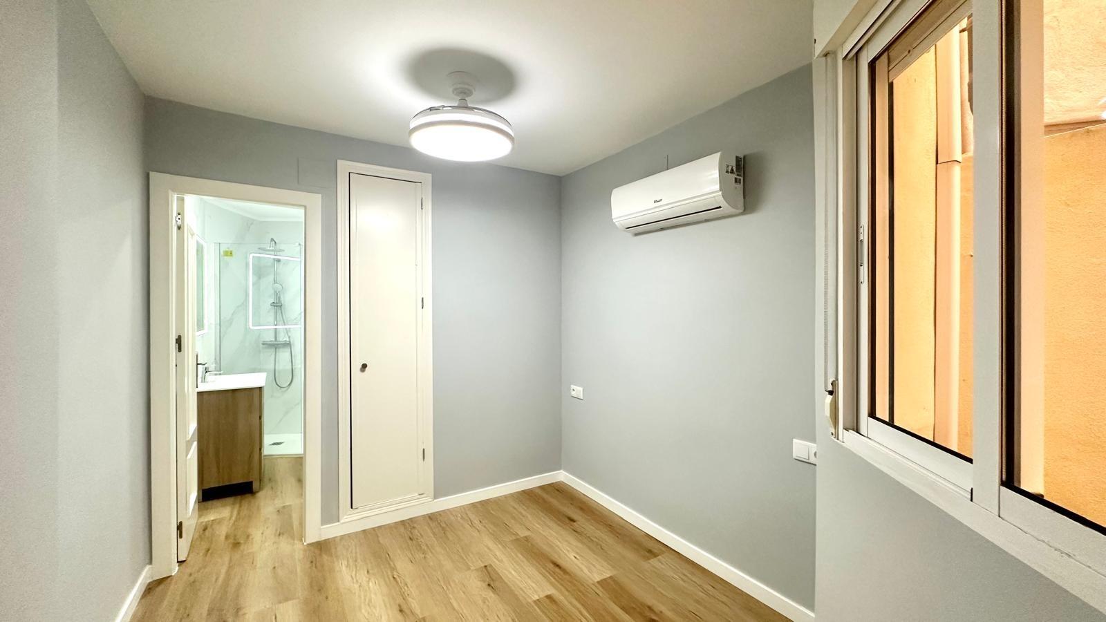 Living room in apartment for sale in Torrevieja