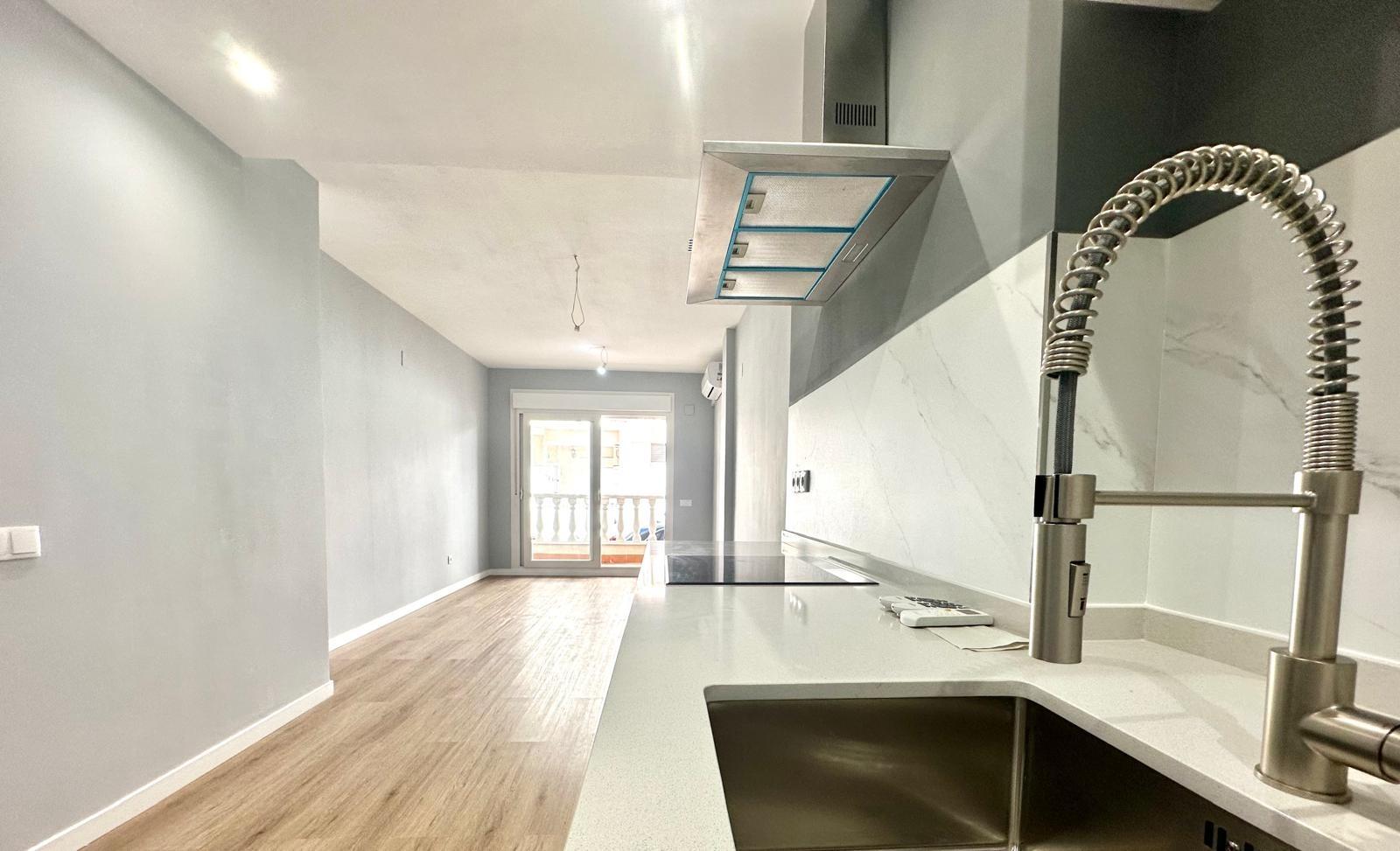 Terrace in apartment for sale in Torrevieja