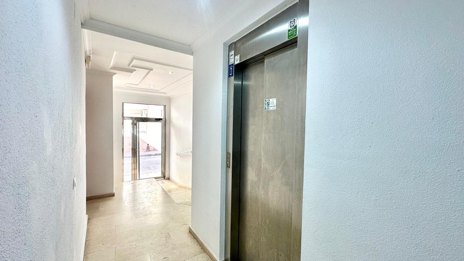 Garden in apartment for sale in Torrevieja