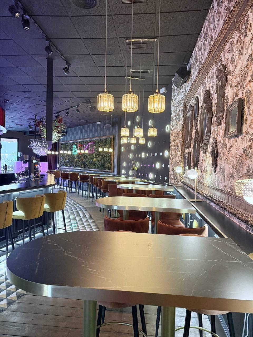 Dining area in commercial for sale in Orihuela Costa