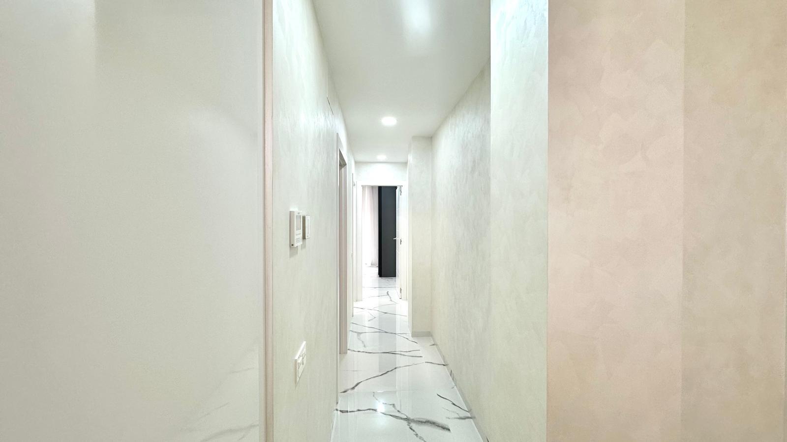 Terrace in apartment for sale in Torrevieja