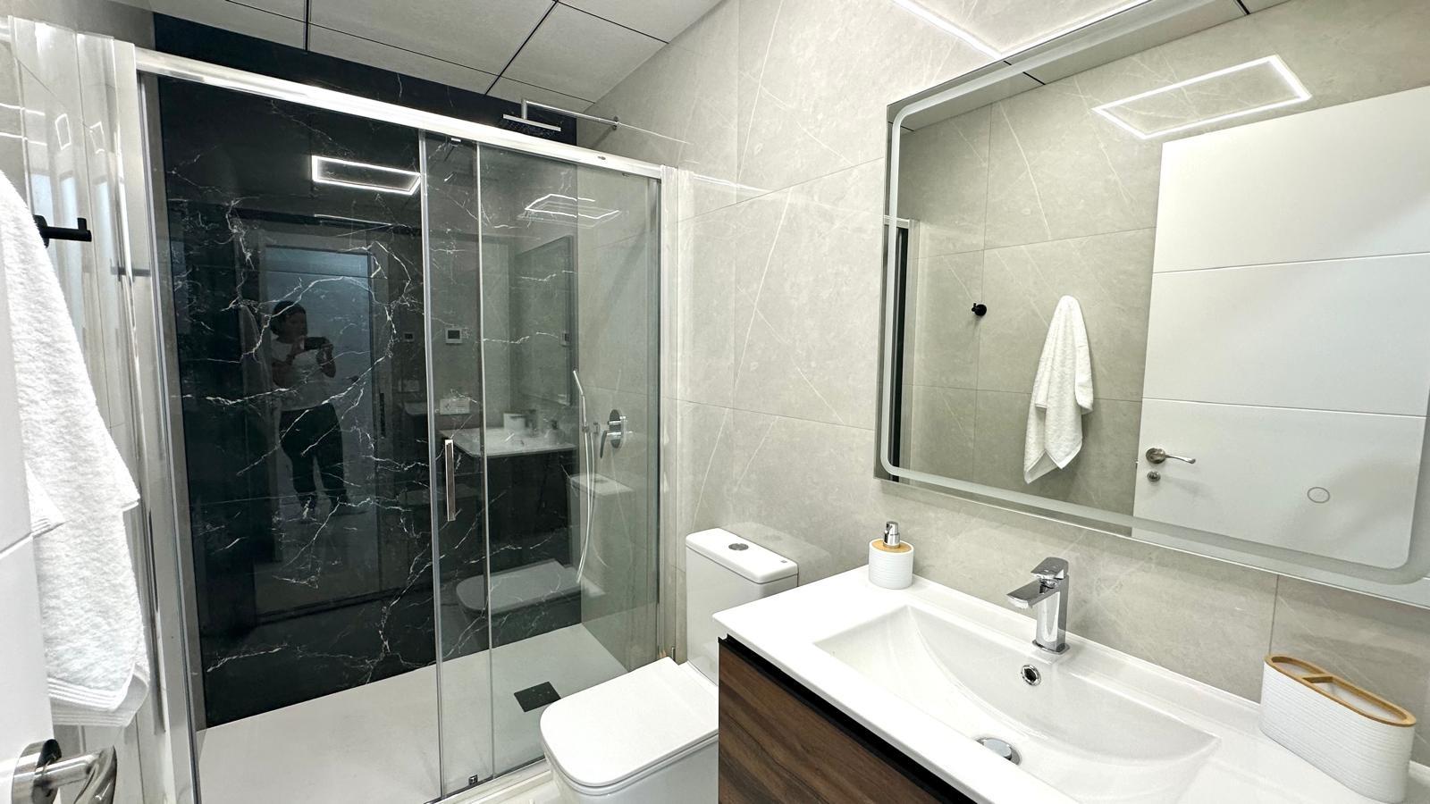 Master bedroom in apartment for sale in Torrevieja