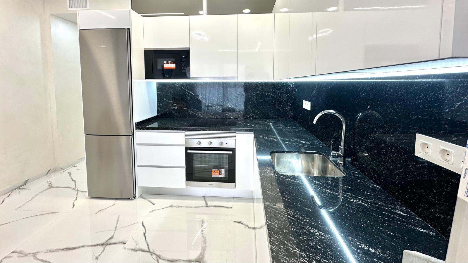 Kitchen in apartment for sale in Torrevieja