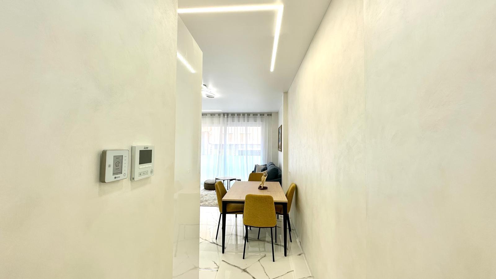Terrace in apartment for sale in Torrevieja