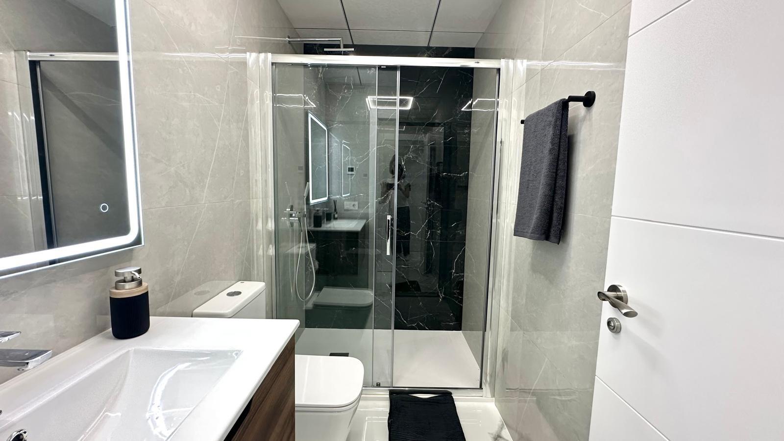 Master bedroom in apartment for sale in Torrevieja