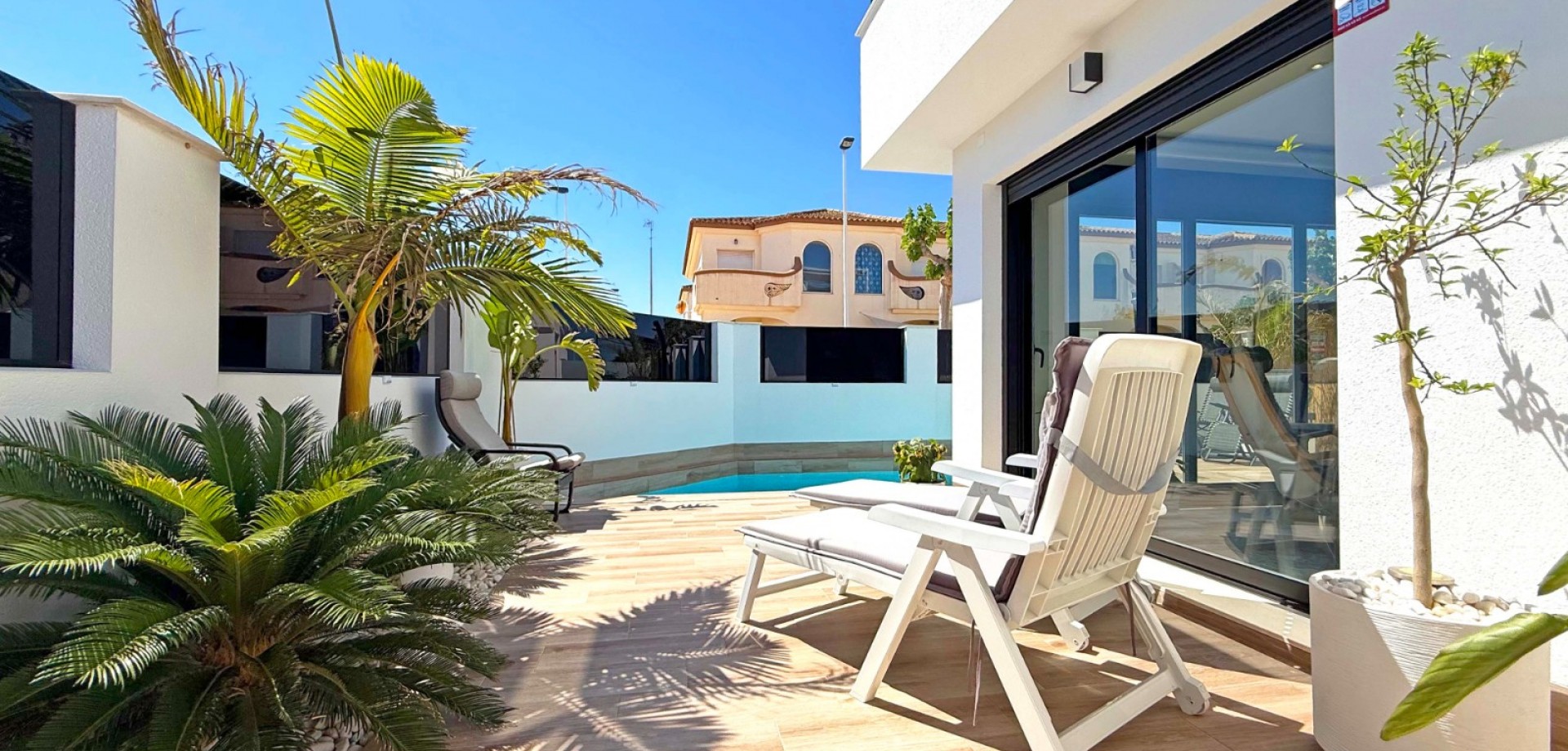 Exterior view in villa for sale in San Pedro del Pinatar