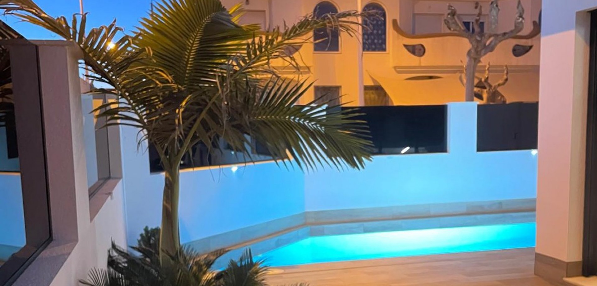 Garden in villa for sale in San Pedro del Pinatar
