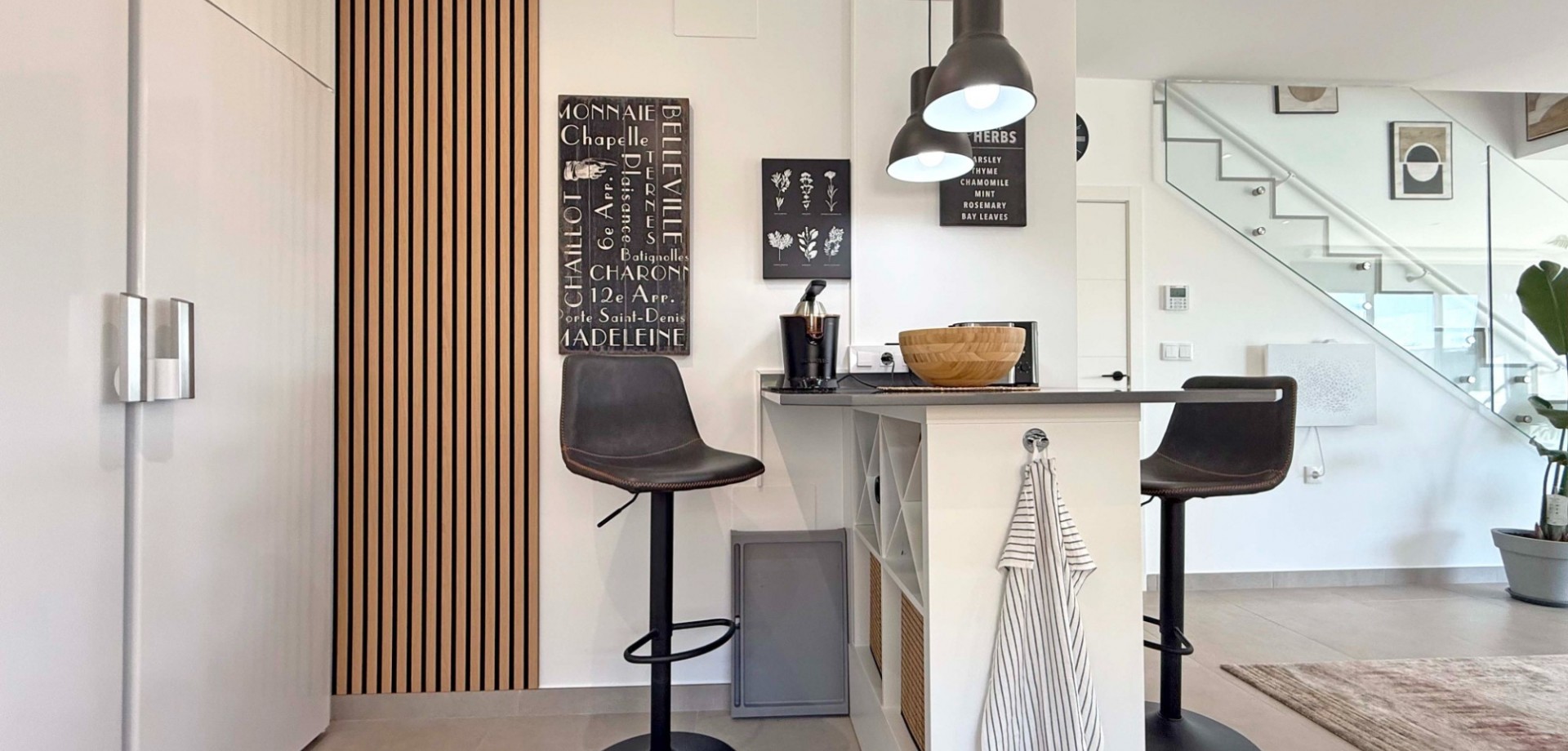 Dining area in villa for sale in San Pedro del Pinatar