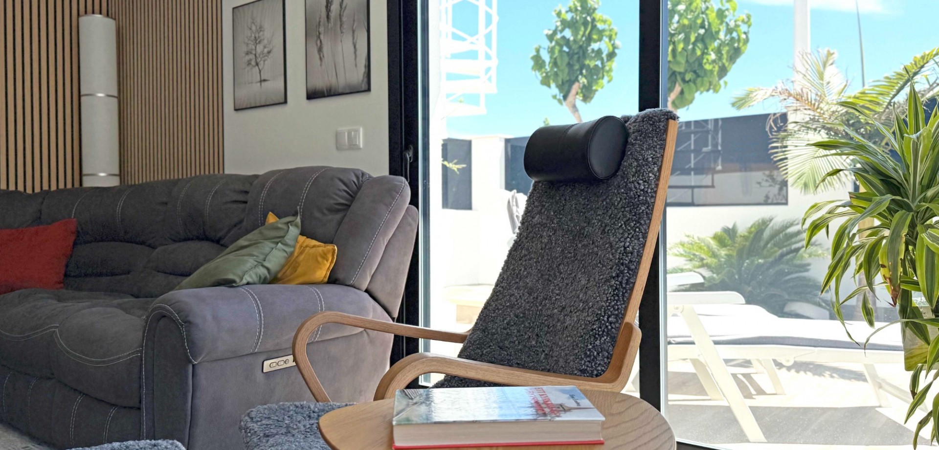 Terrace in villa for sale in San Pedro del Pinatar