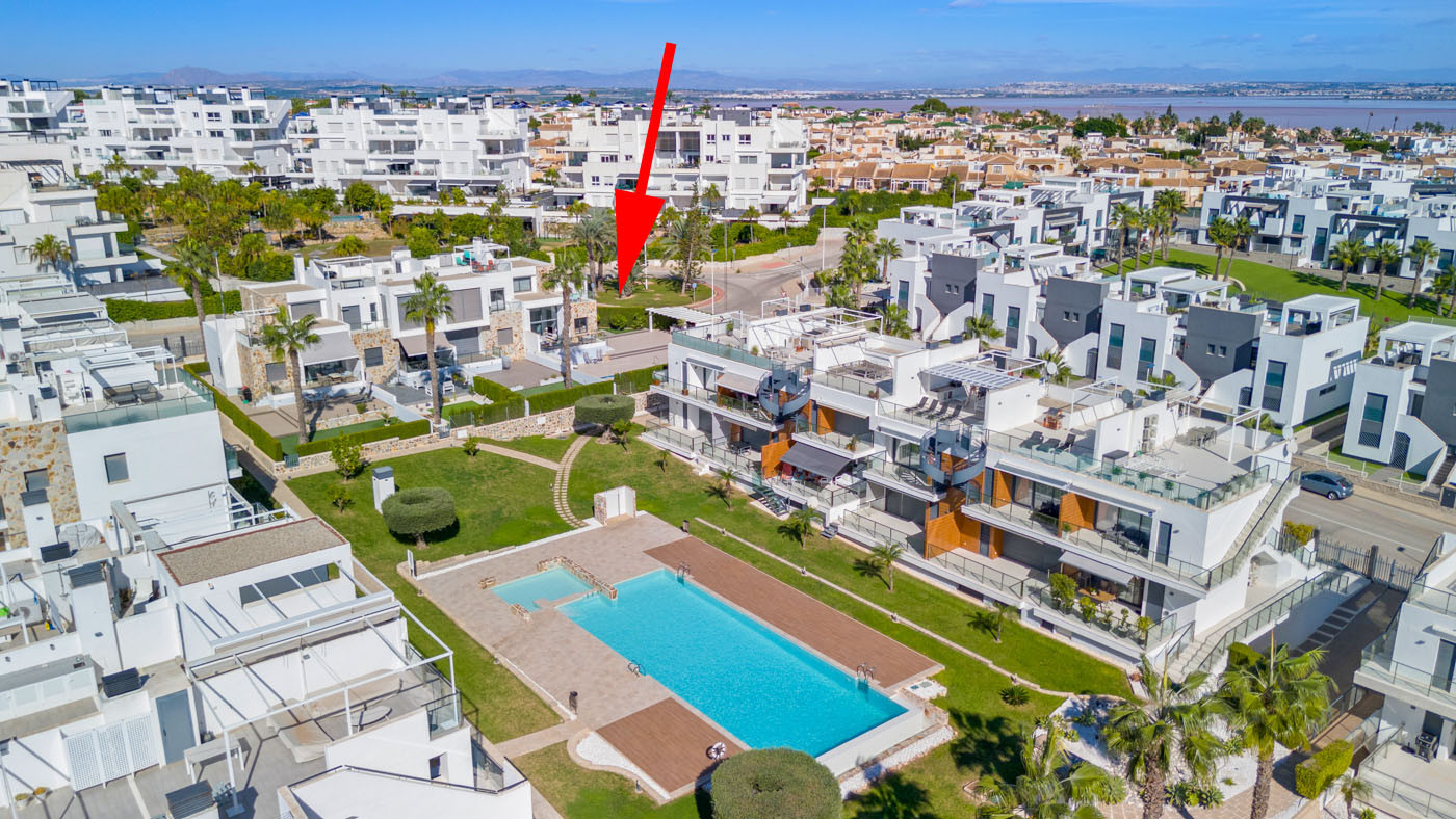Bedroom in bungalow for sale in Torrevieja