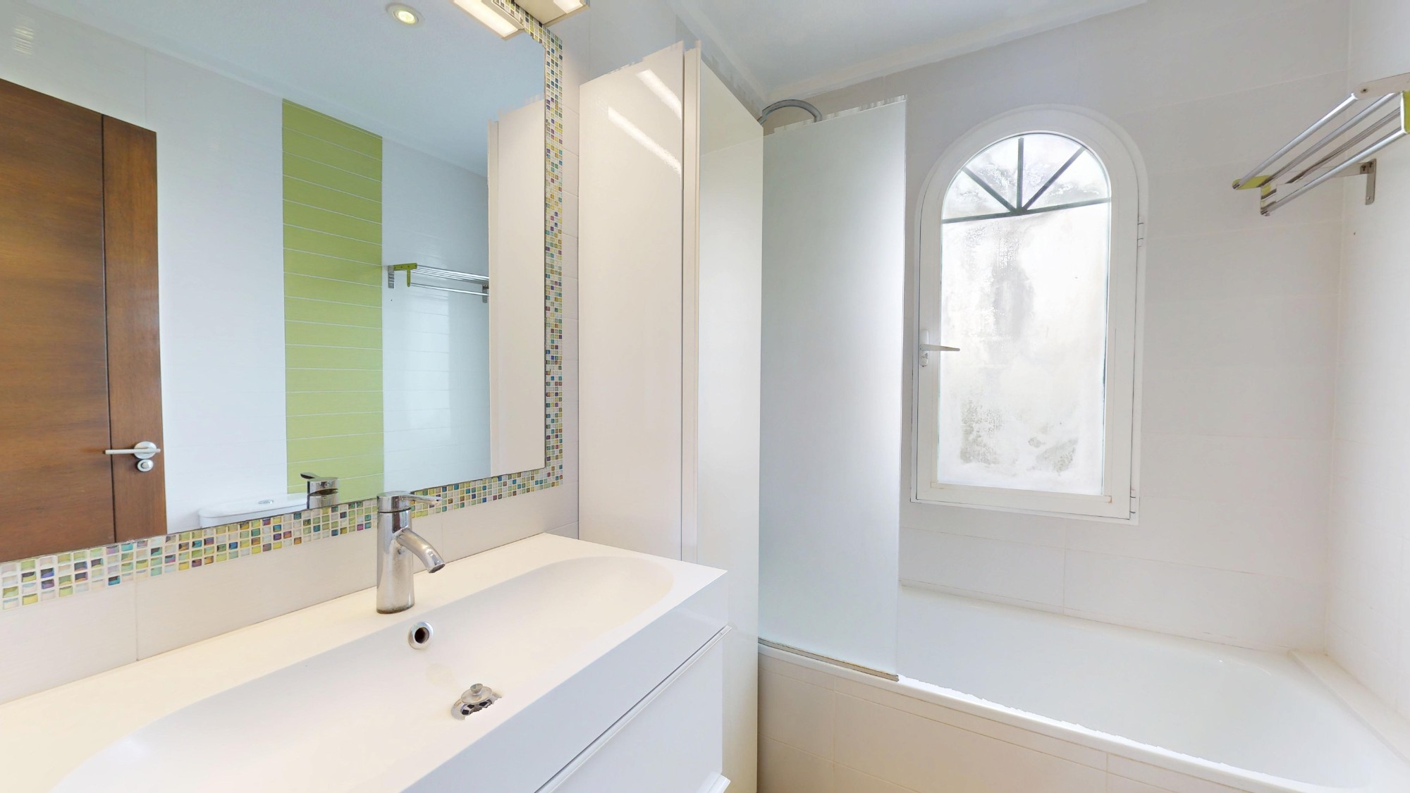 Bathroom in villa for sale in Orihuela Costa