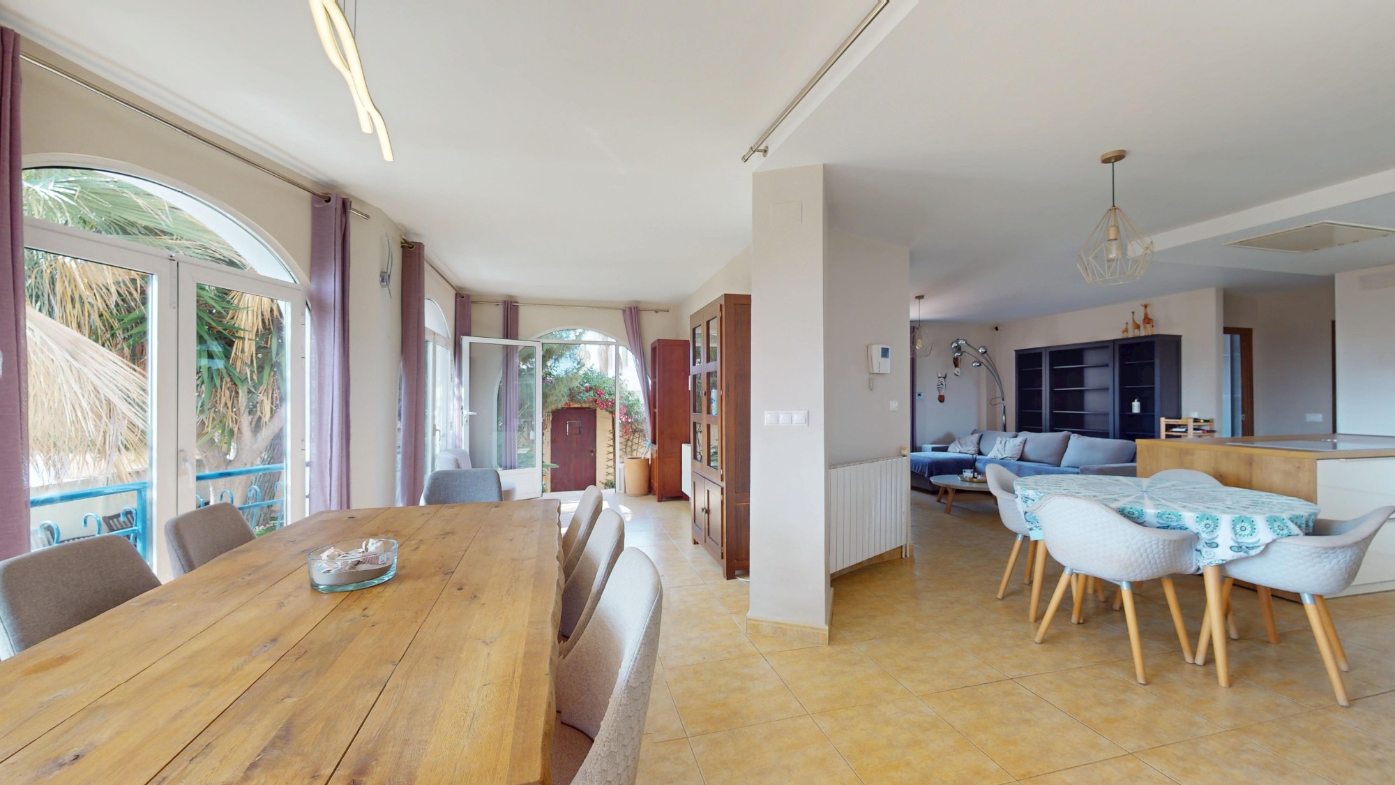 Garden in villa for sale in Orihuela Costa