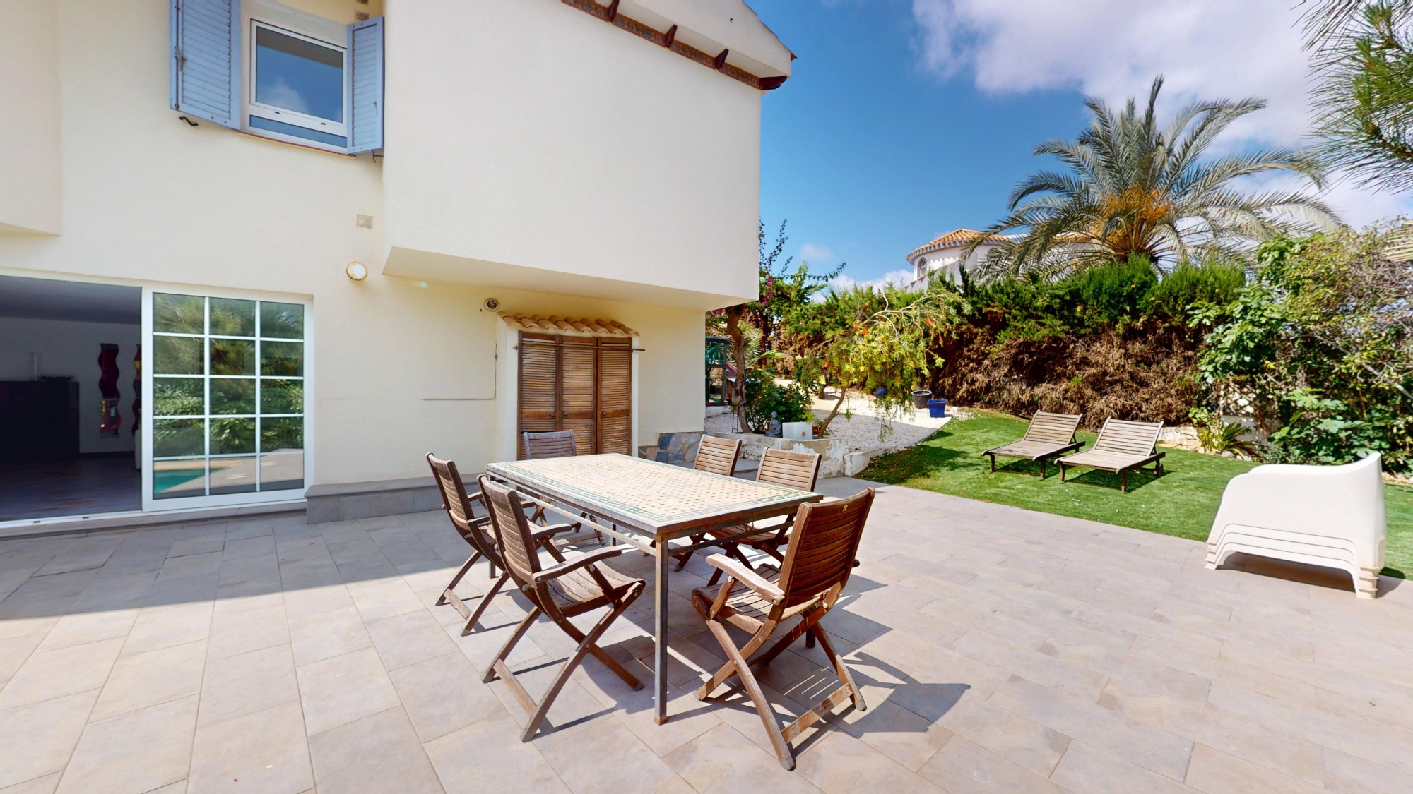 Dining area in villa for sale in Orihuela Costa
