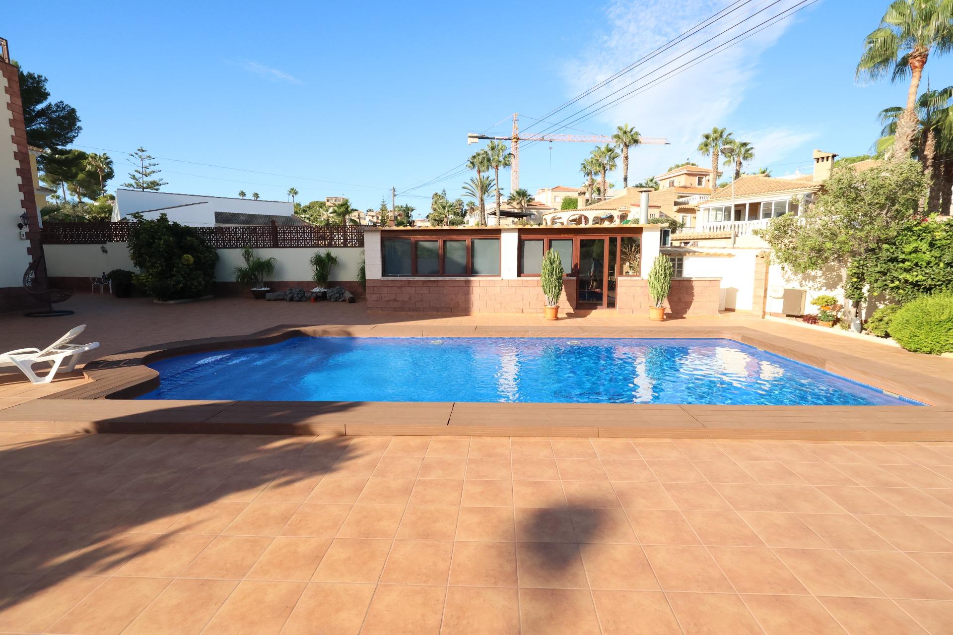 Kitchen in villa for sale in Torrevieja