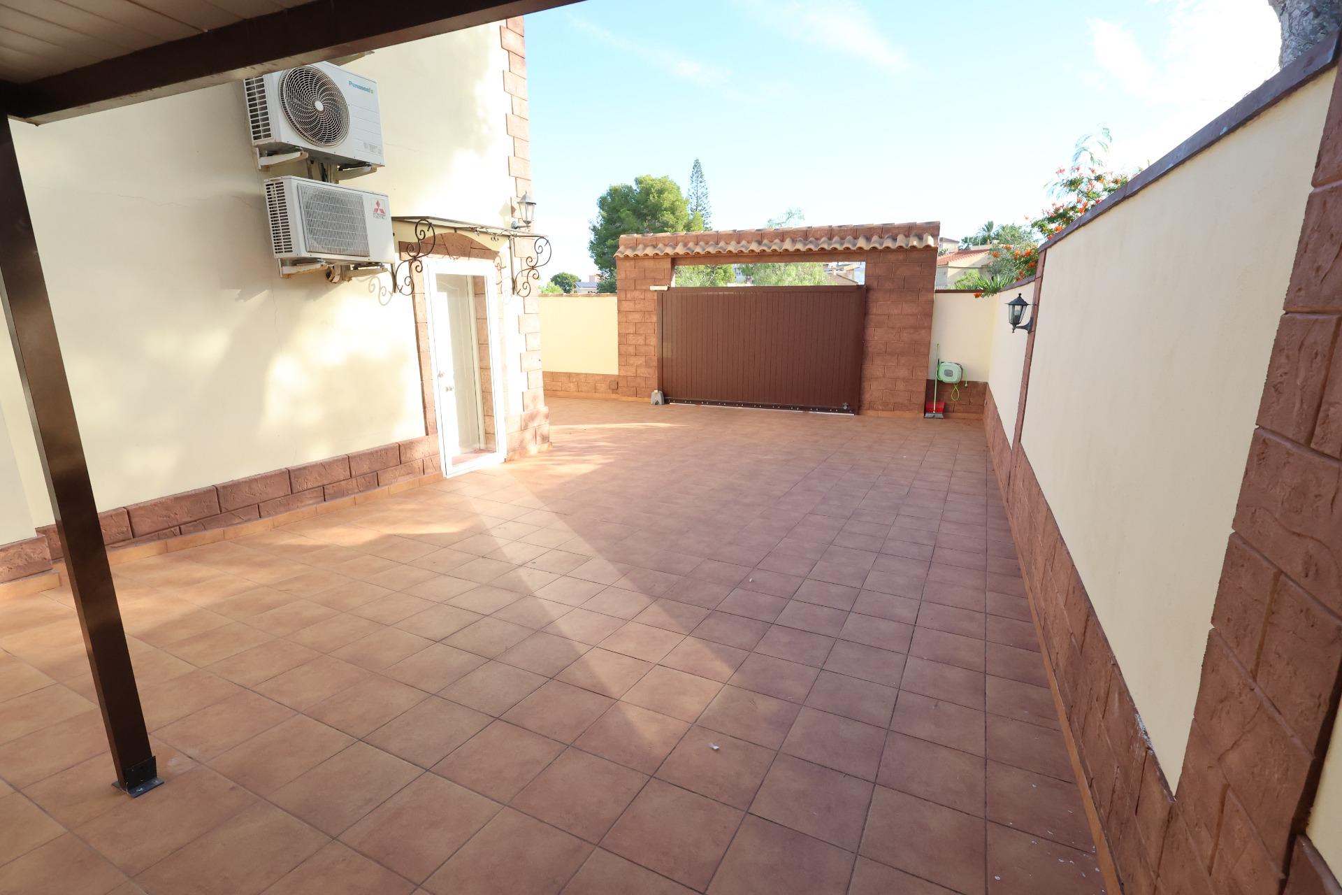 Pool area in villa for sale in Torrevieja