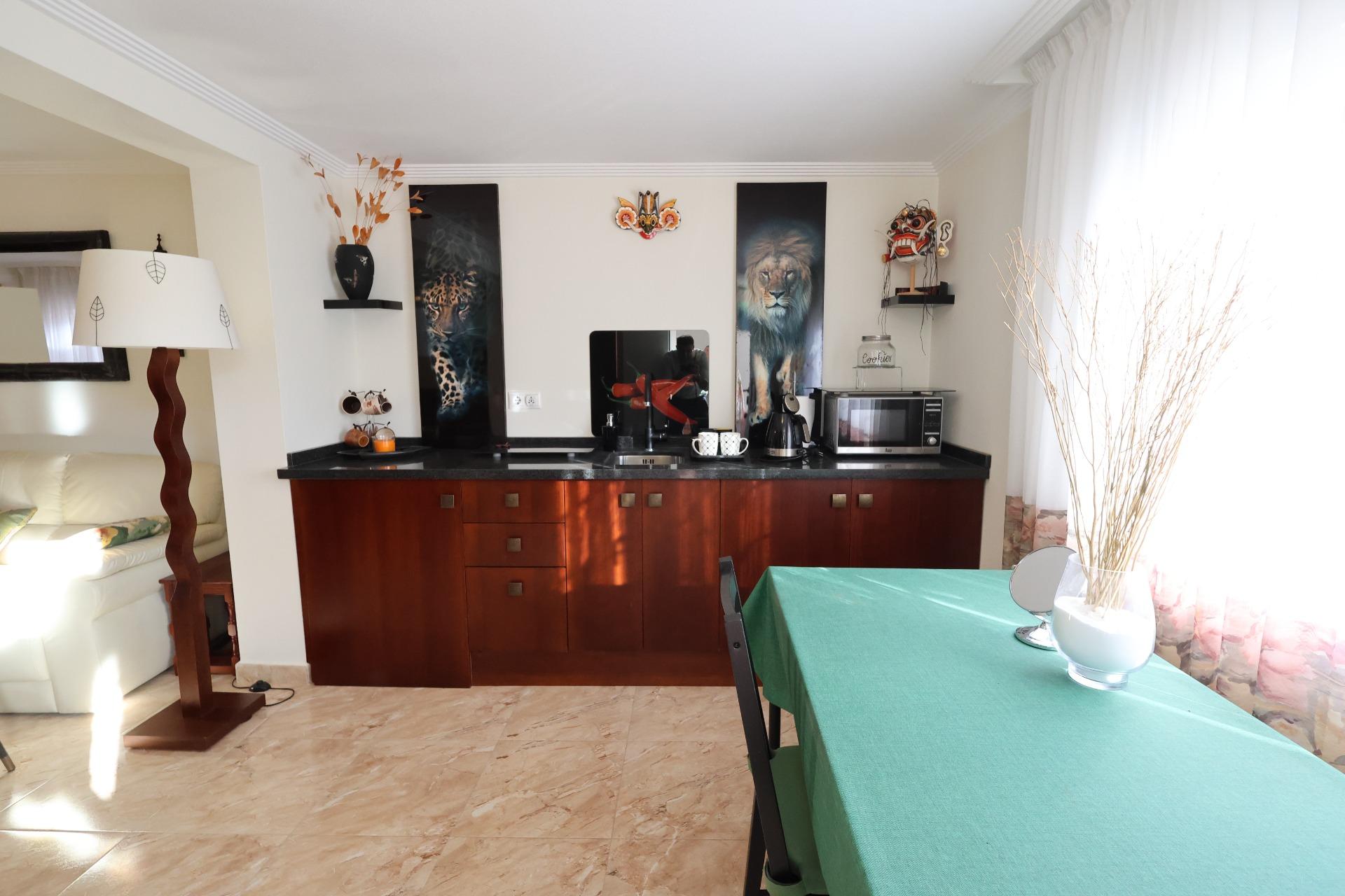 Dining area in villa for sale in Torrevieja