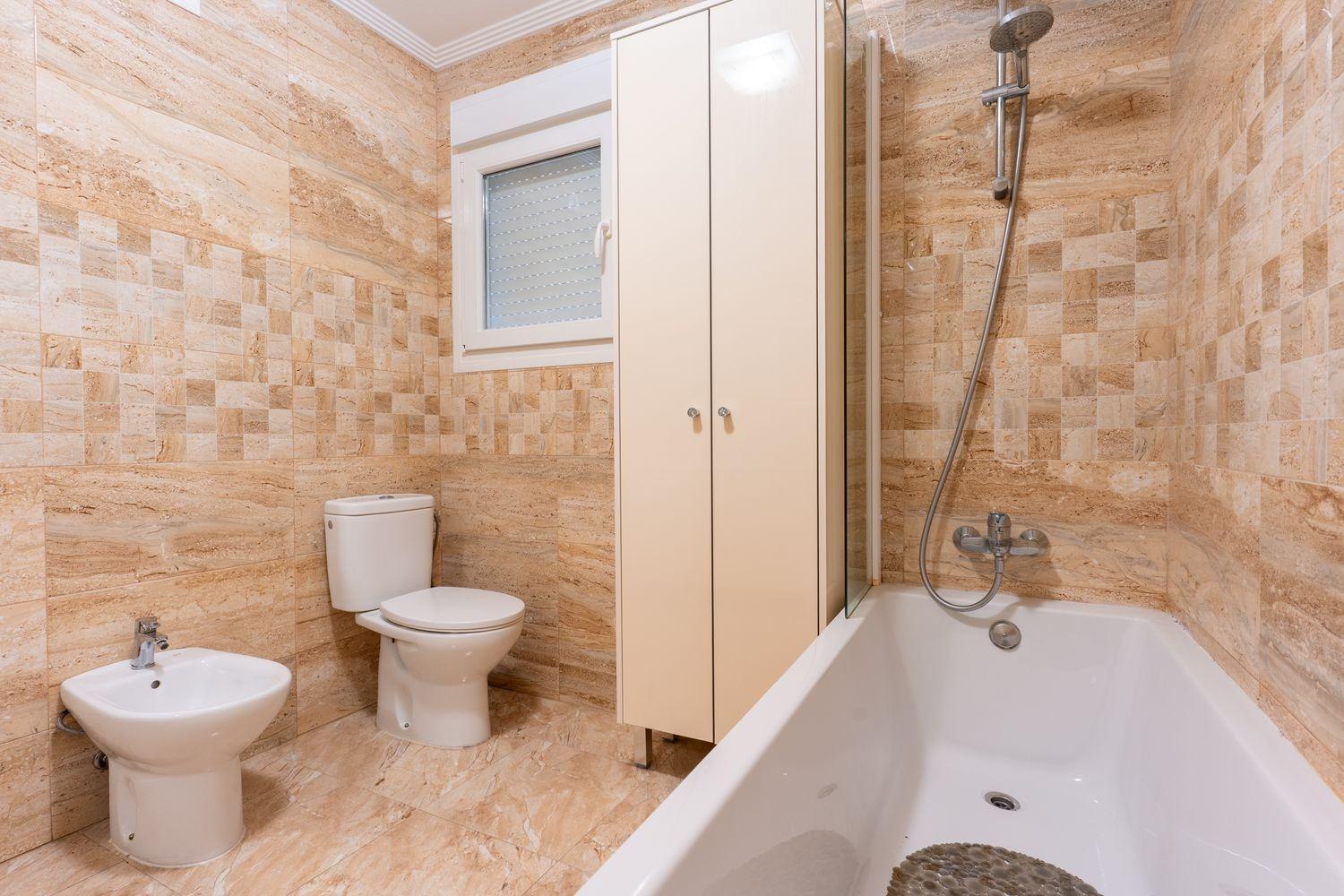 Kitchen in villa for sale in Torrevieja