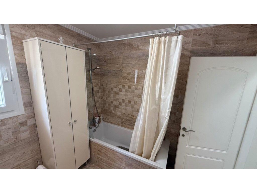 Terrace in villa for sale in Torrevieja