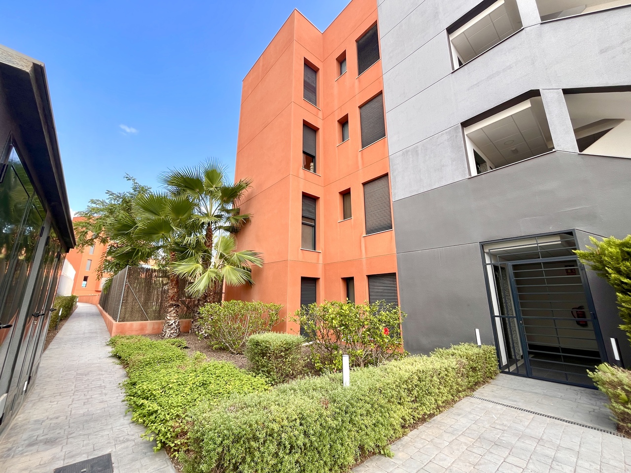 Terrace in apartment for sale in Villamartin