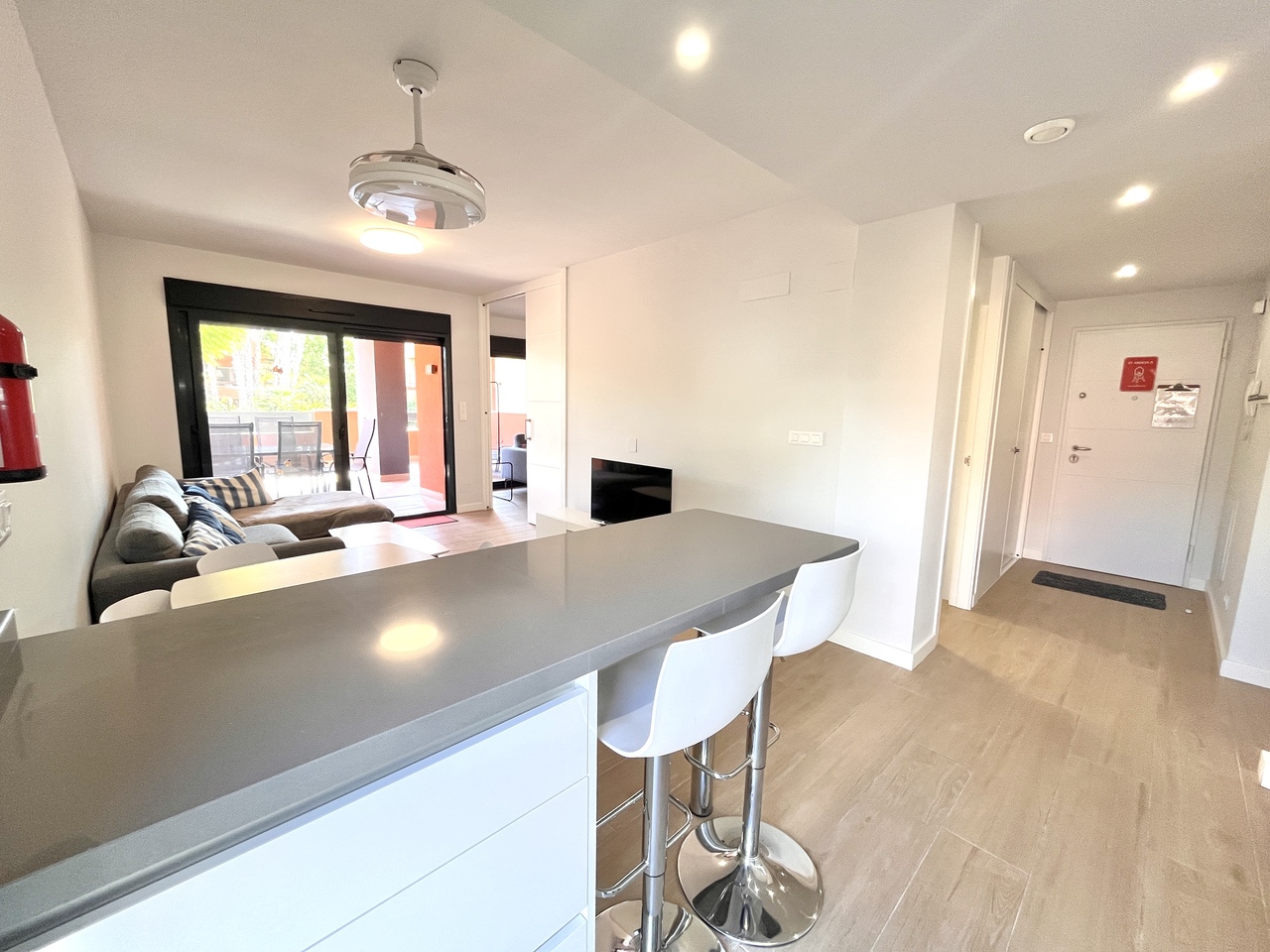 Bedroom in apartment for sale in Villamartin