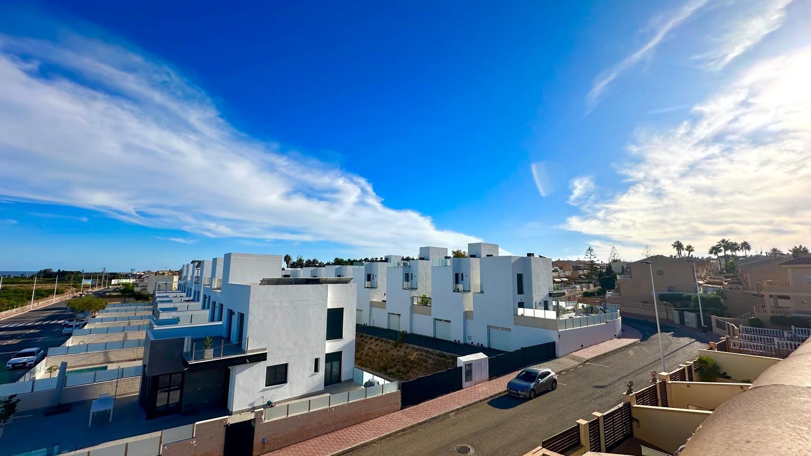 Kitchen in terraced for sale in Torrevieja