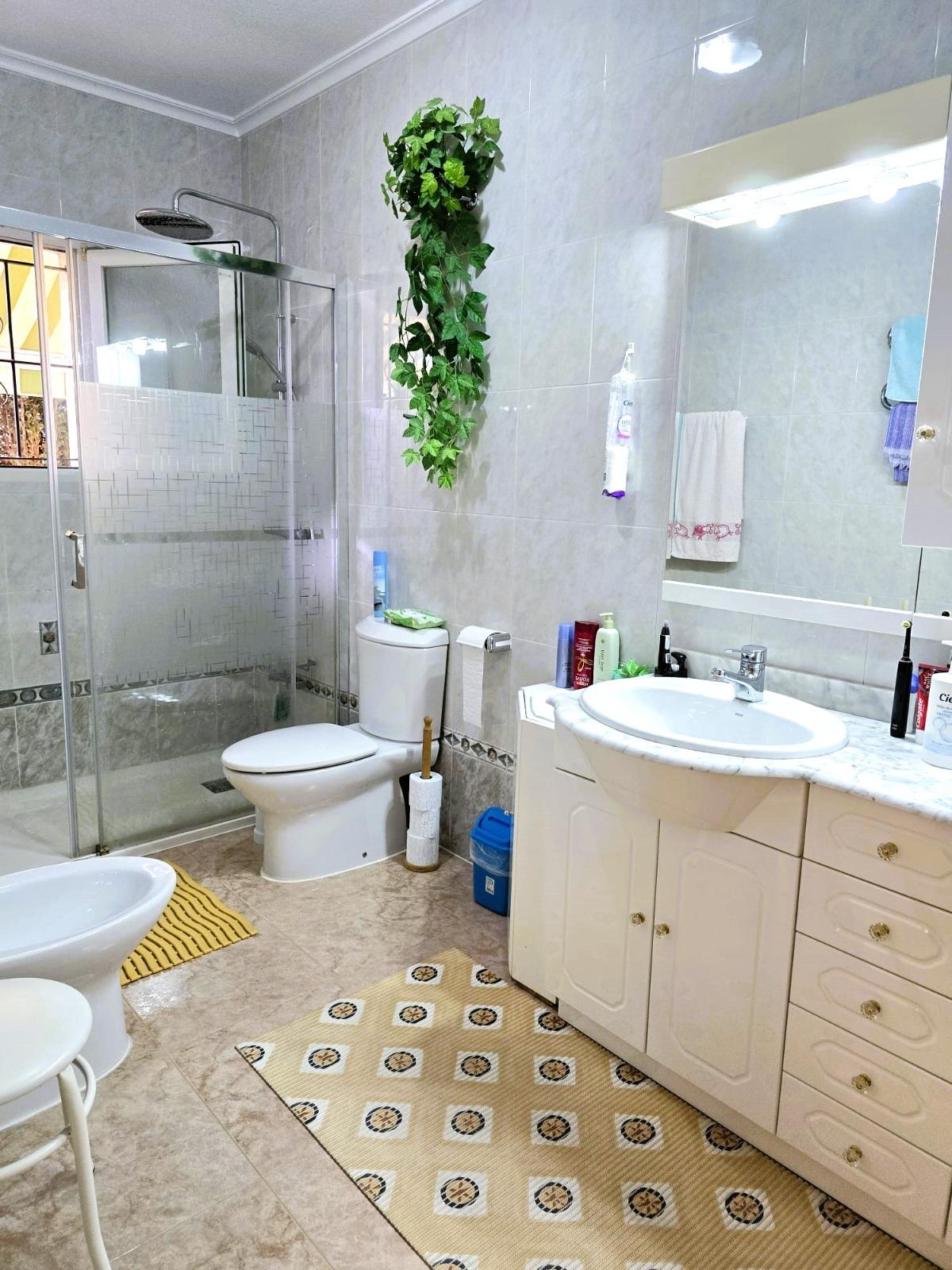 Dining area in villa for sale in Orihuela Costa
