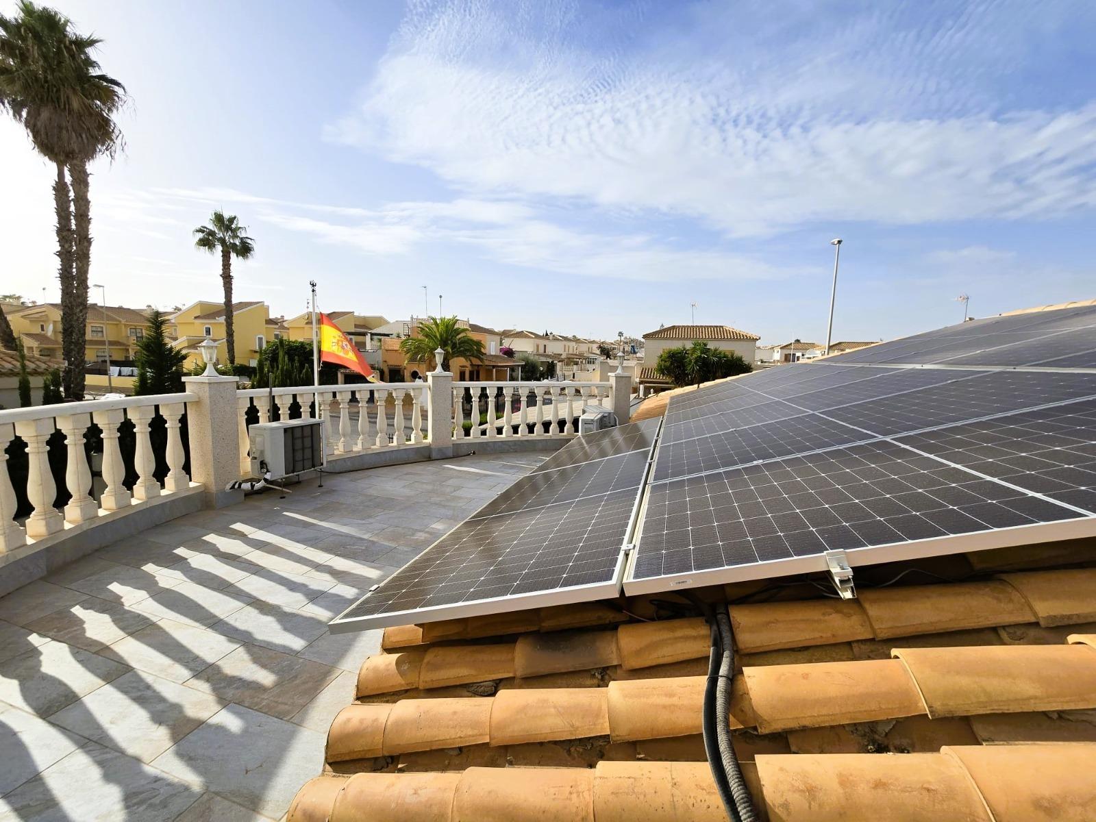 Exterior view in villa for sale in Orihuela Costa
