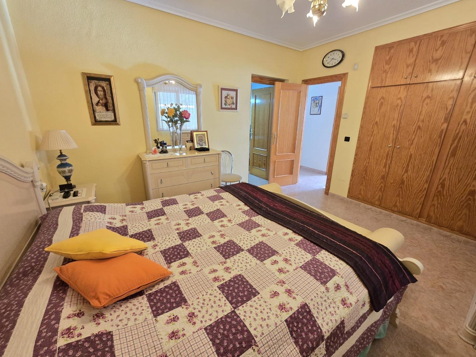 Dining area in villa for sale in Orihuela Costa