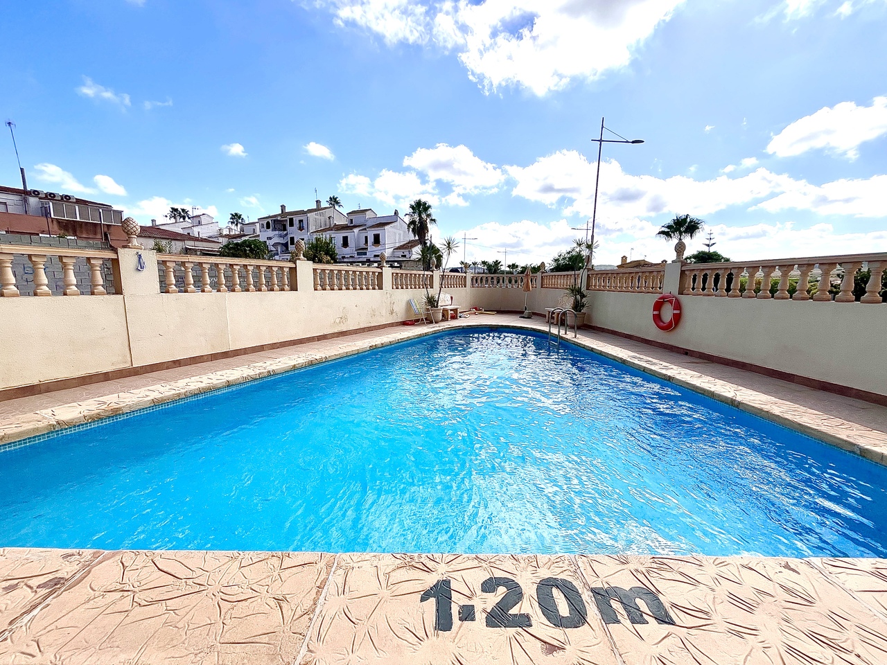 Garden in apartment for sale in San Miguel de Salinas