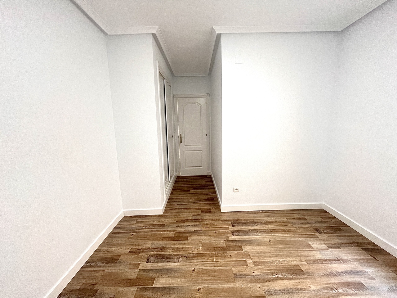 Bedroom in apartment for sale in San Miguel de Salinas
