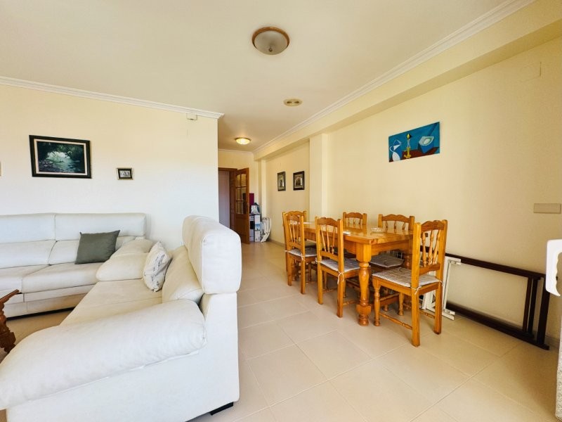 Bedroom in apartment for sale in La Mata
