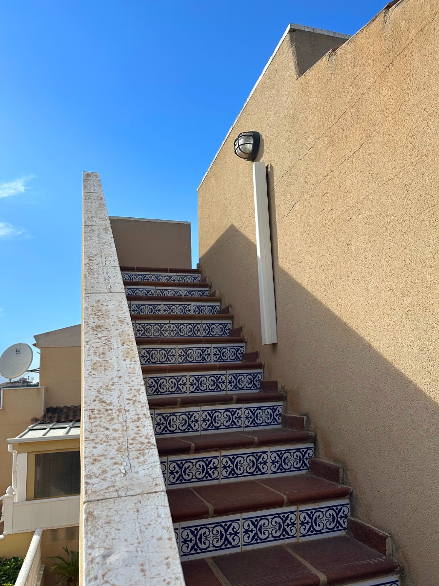 Exterior view in bungalow for sale in San Miguel de Salinas