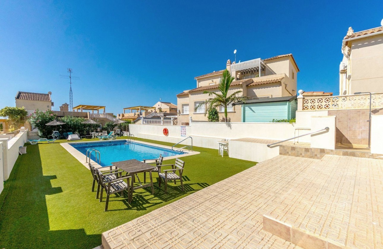 Bathroom in bungalow for sale in San Miguel de Salinas